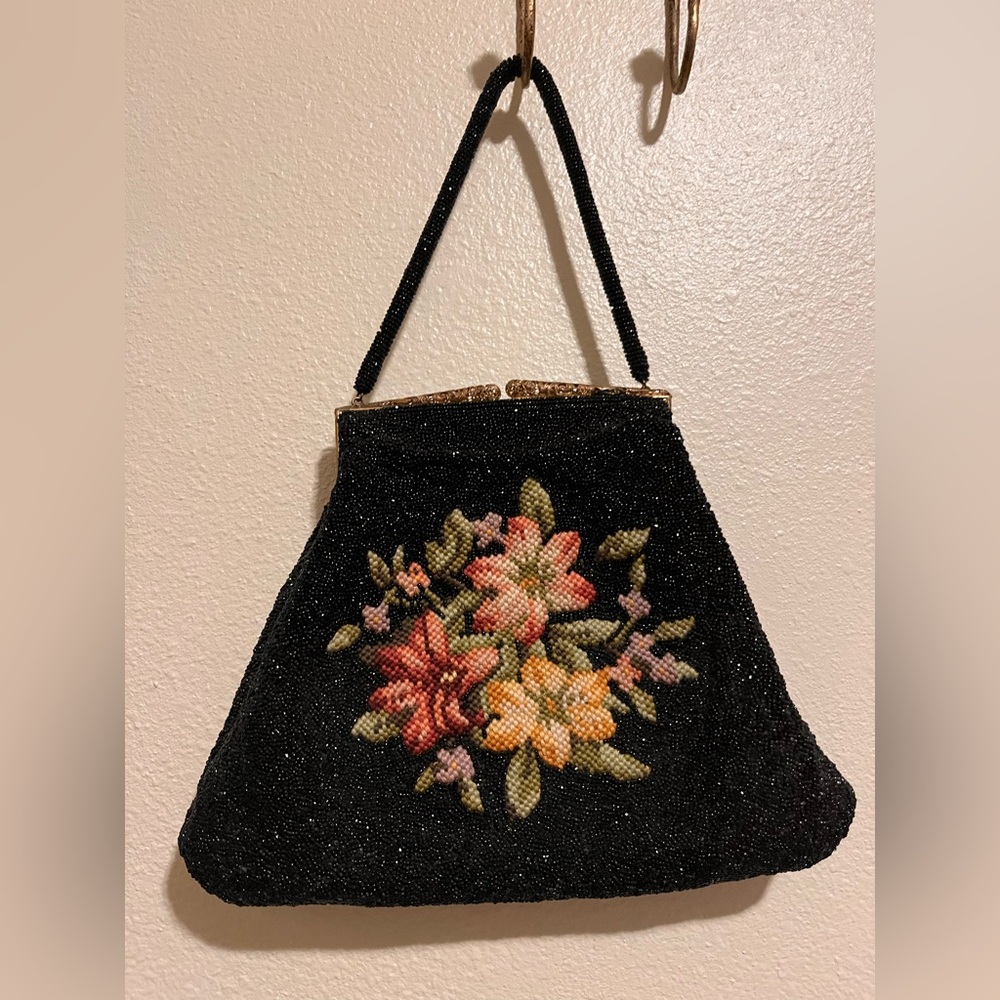 🌸Victorian Floral Embroidered Beaded Black Evening Handbag